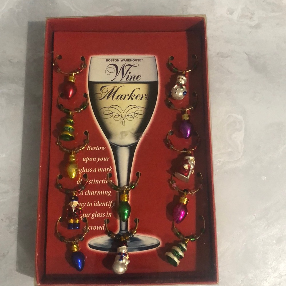 Boston Warehouse holiday Wine Markers